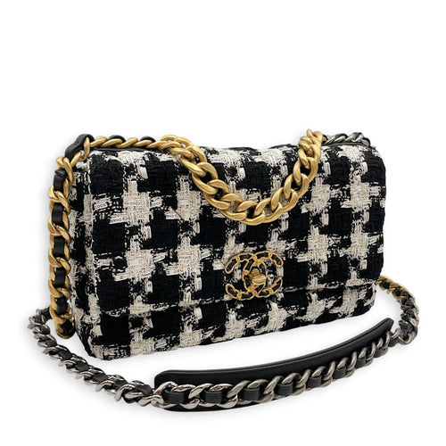 C19 Black Shoulder Bag in Tweed Mixed hardware CL2606-21845 13