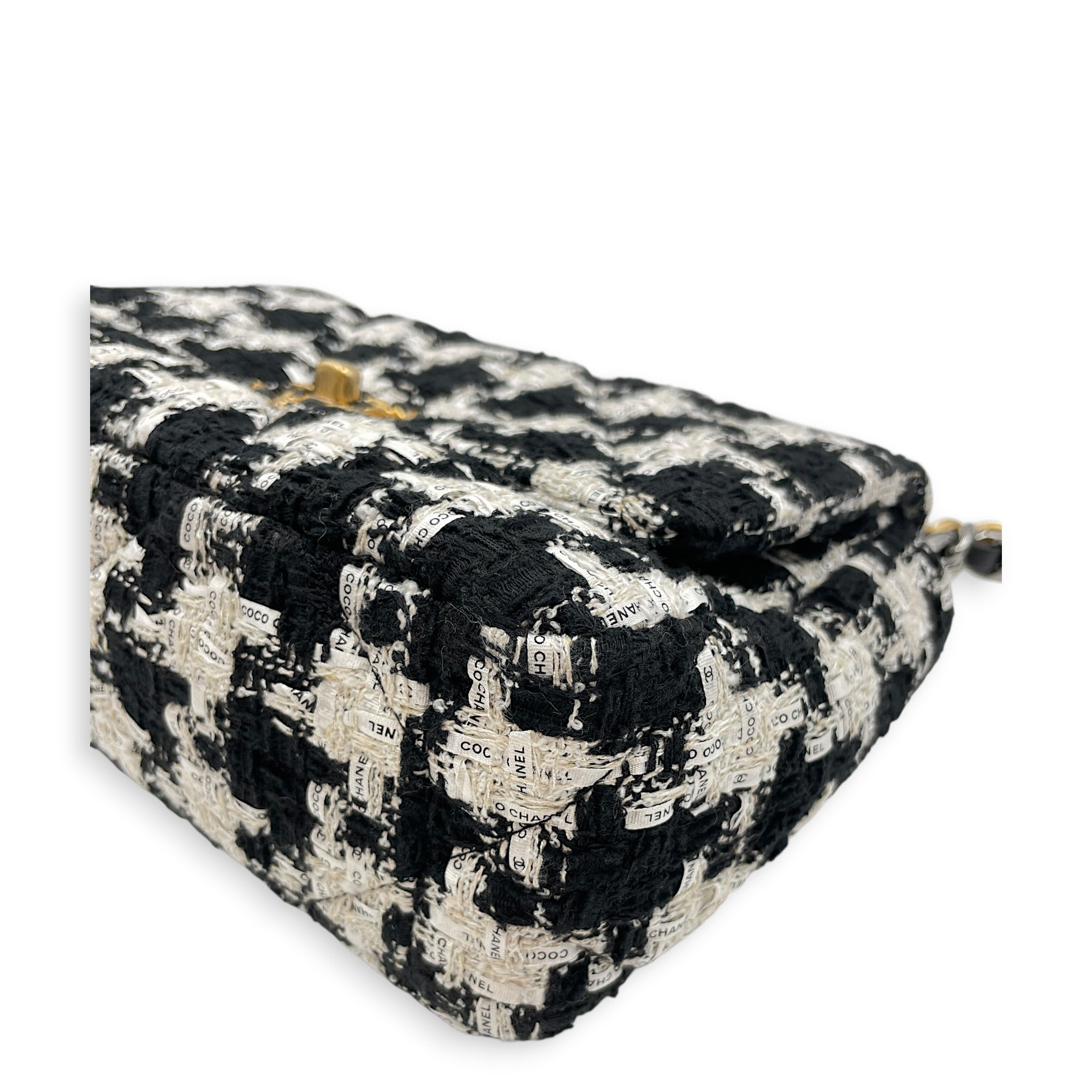C19 Black Shoulder Bag in Tweed Mixed hardware CL2606-21845 9
