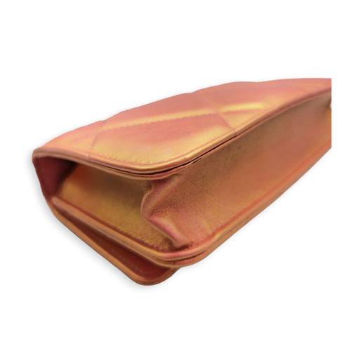 Wallet On Chain Iridescent Peach in Calfskin Mixed hardware CL2606-21899 10