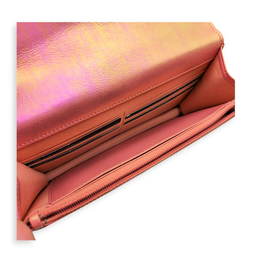 Wallet On Chain Iridescent Peach in Calfskin Mixed hardware CL2606-21899 6