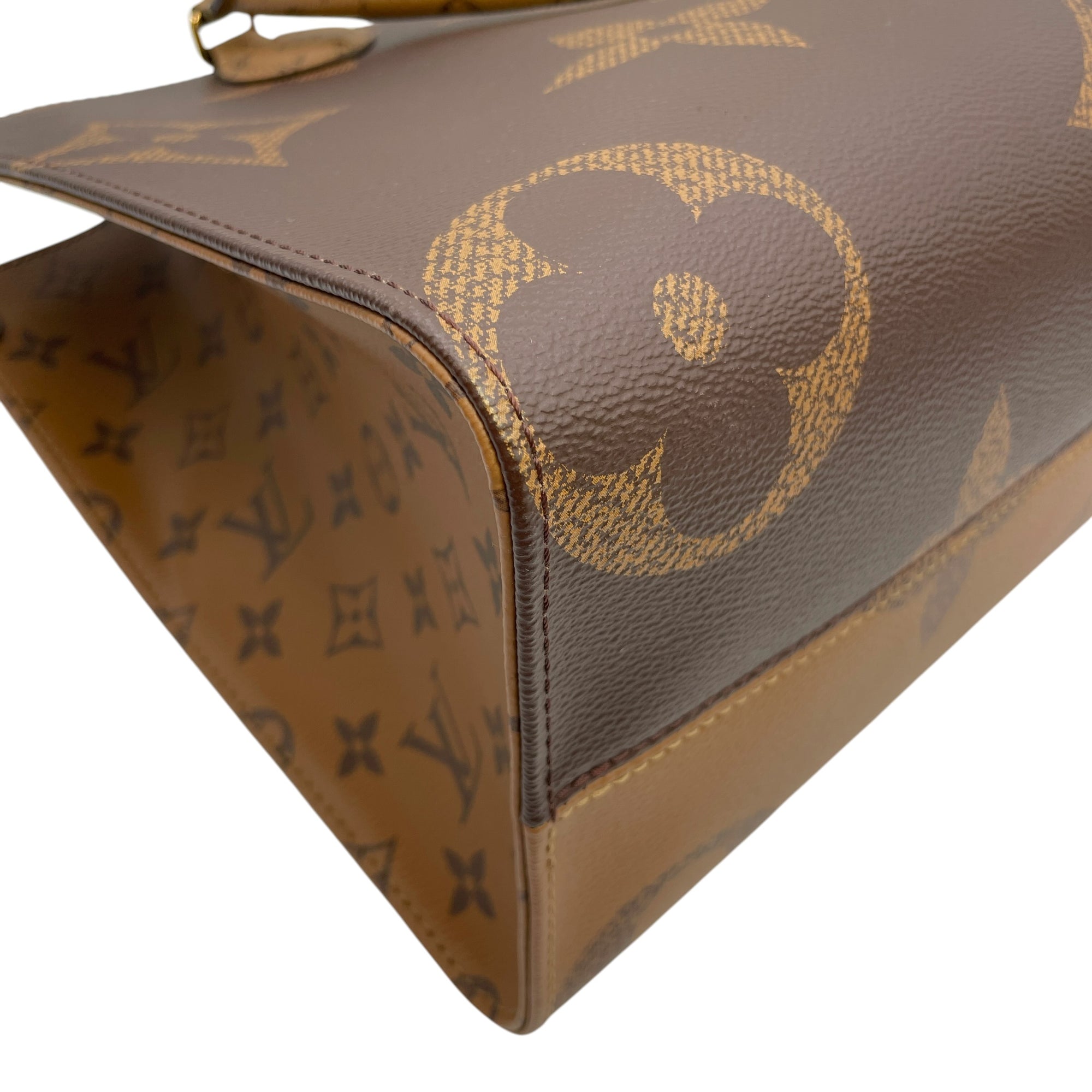 Reverse  Monogram OnTheGo MM Brown Tote Bag in Canvas
