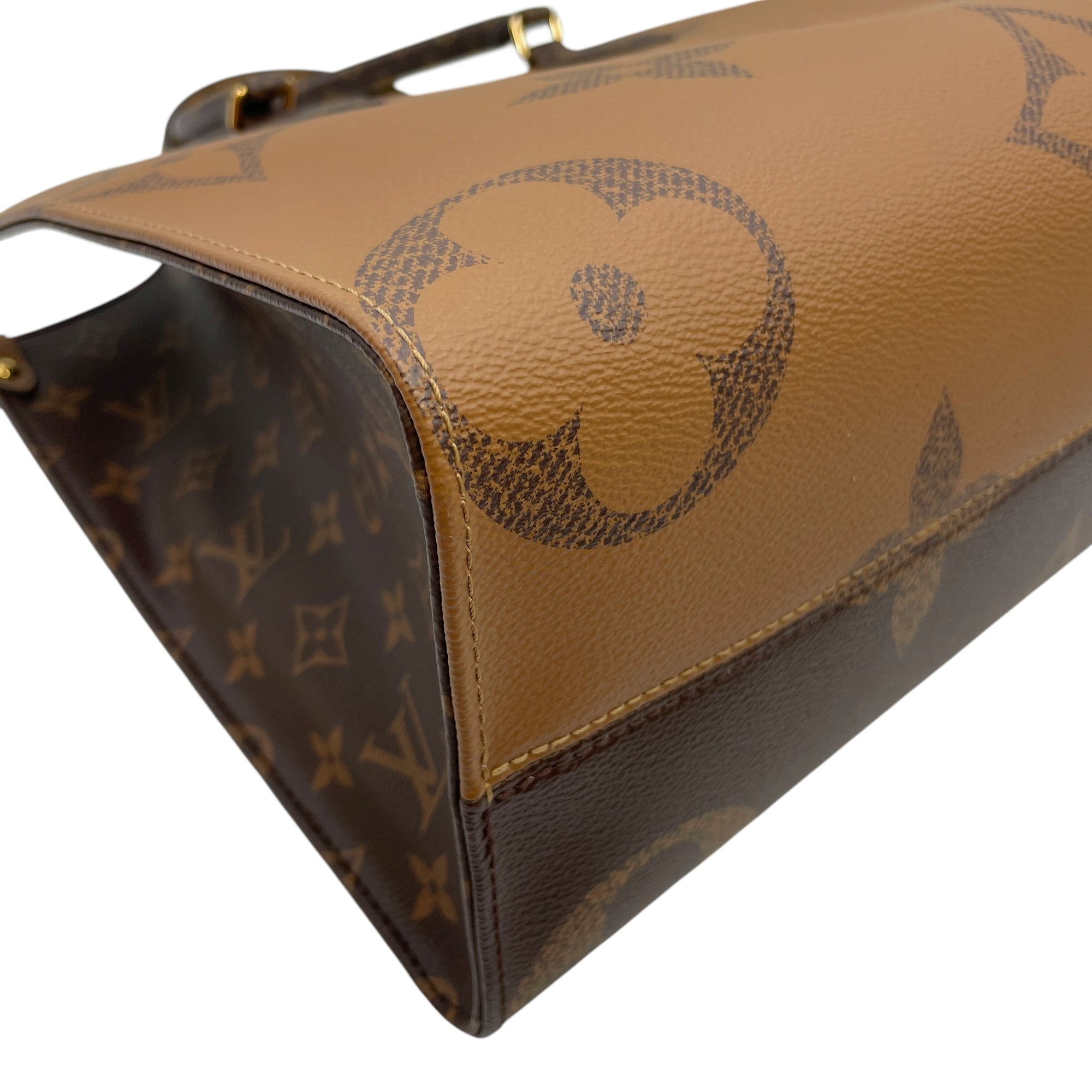 Reverse  Monogram OnTheGo MM Brown Tote Bag in Canvas