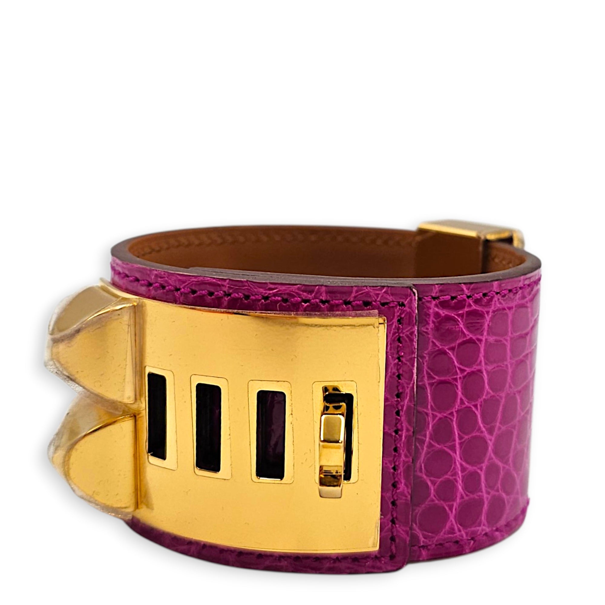 CDC Small Rose Scheherazade Bracelet in Shiny Alligator Gold hardware CL2606-21937 3