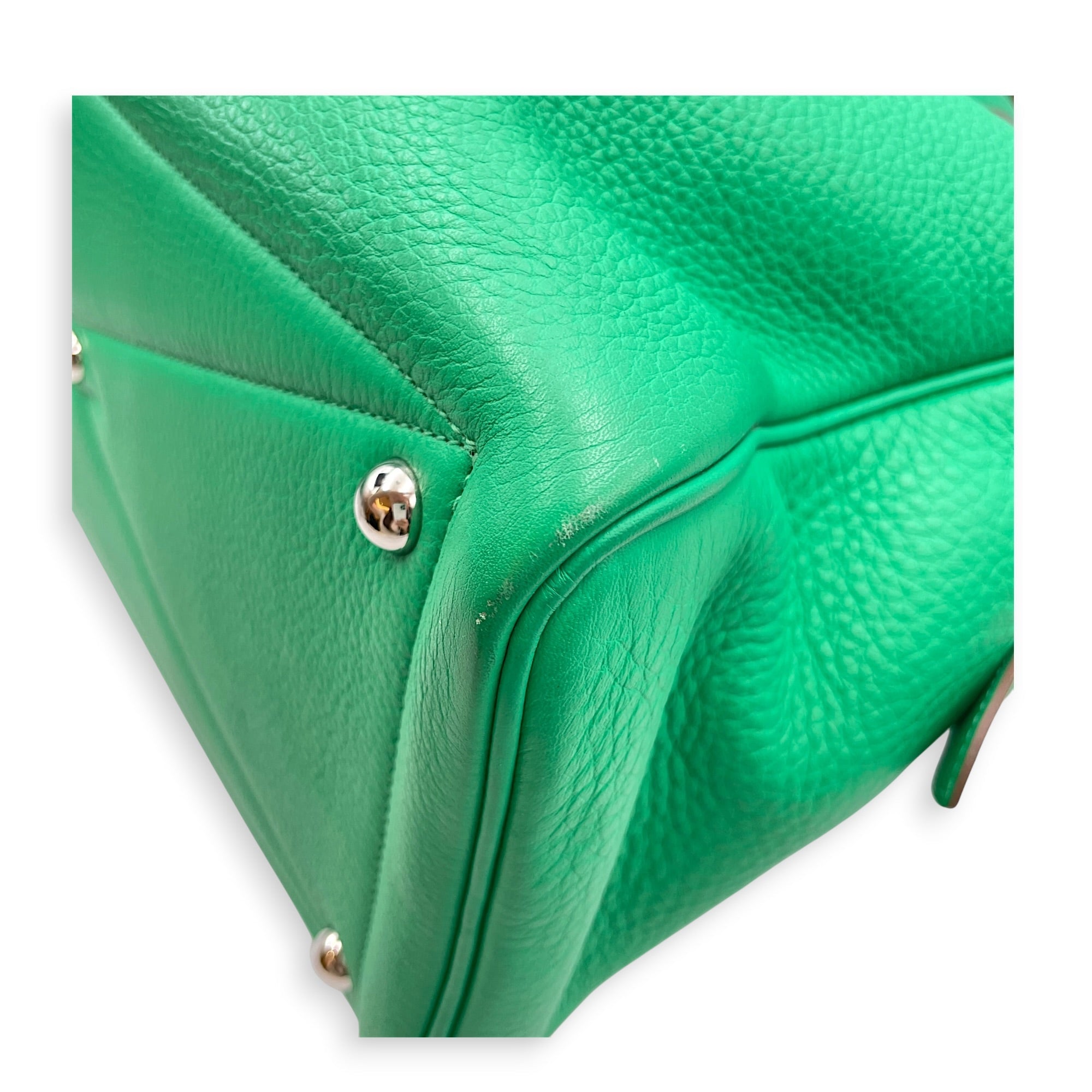 Victoria II 35 Menthe in Clemence Palladium hardware CL2606-21955 12