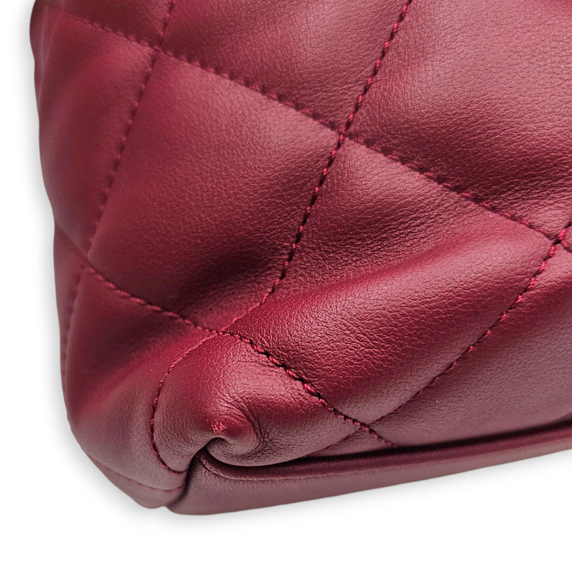 Pocket Hobo Maxi Red Shoulder Bag in Calfskin Gold hardware CL2606-22002 7