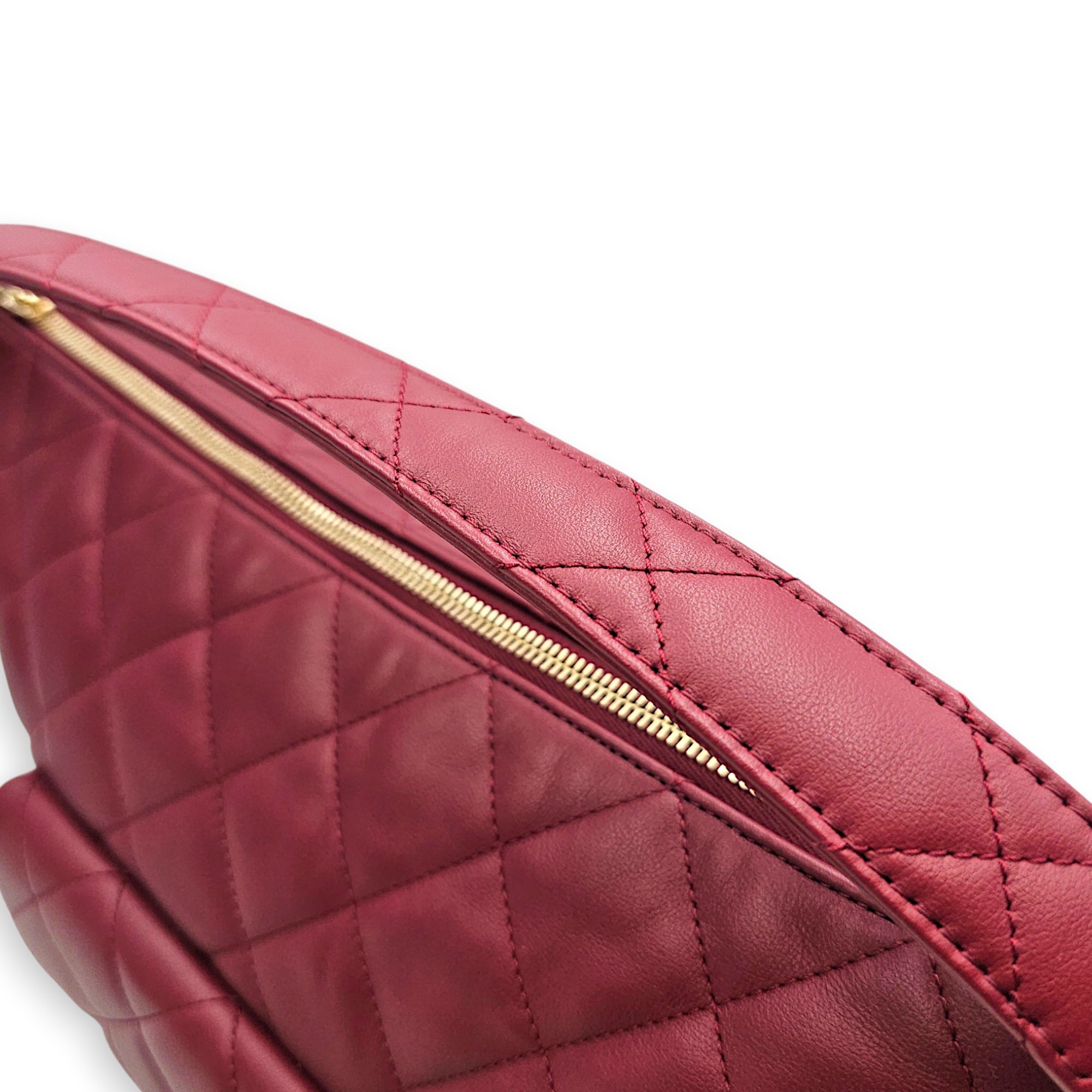 Pocket Hobo Maxi Red Shoulder Bag in Calfskin Gold hardware CL2606-22002 8