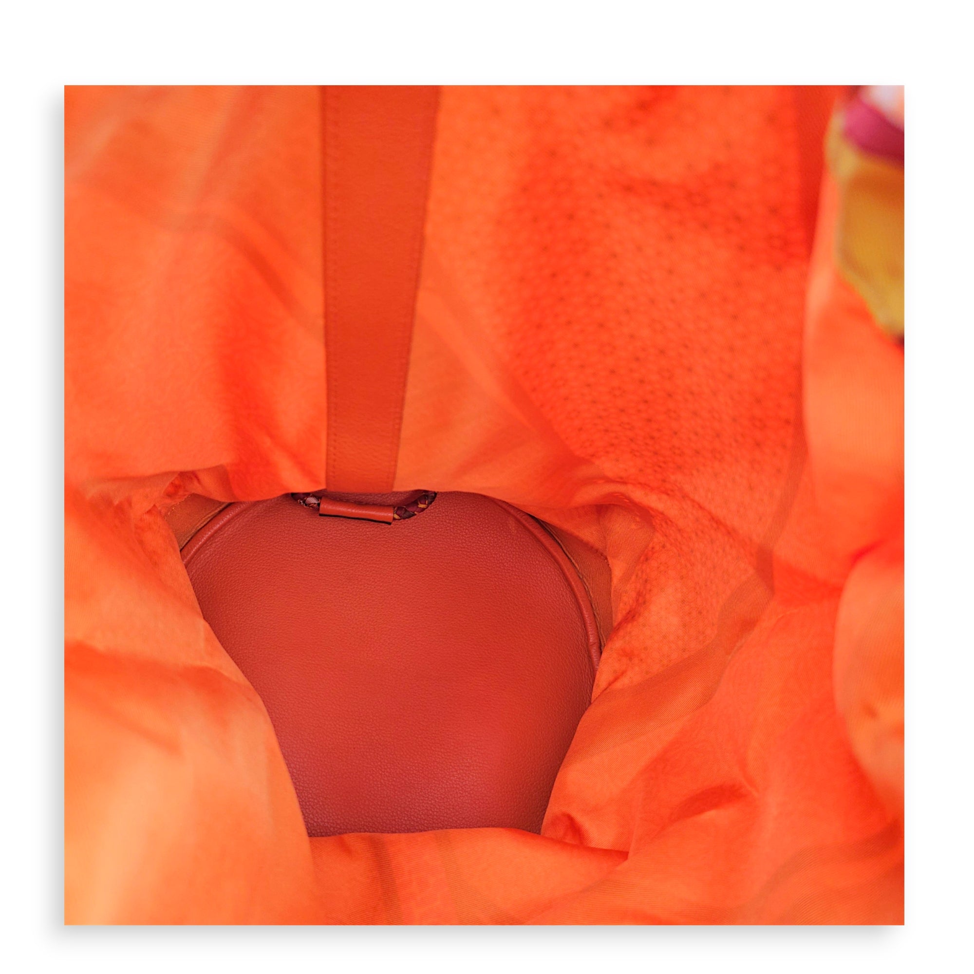 Silk Cool 22 Orange in Evercolor CL2606-22027 5