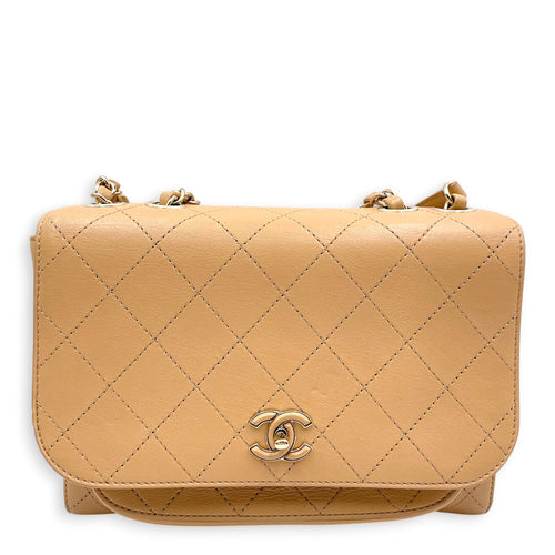 Covered Stitch CC Beige Shoulder Bag in Calfskin Gold hardware CL2606-22042 1