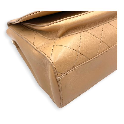 Covered Stitch CC Beige Shoulder Bag in Calfskin Gold hardware CL2606-22042 10