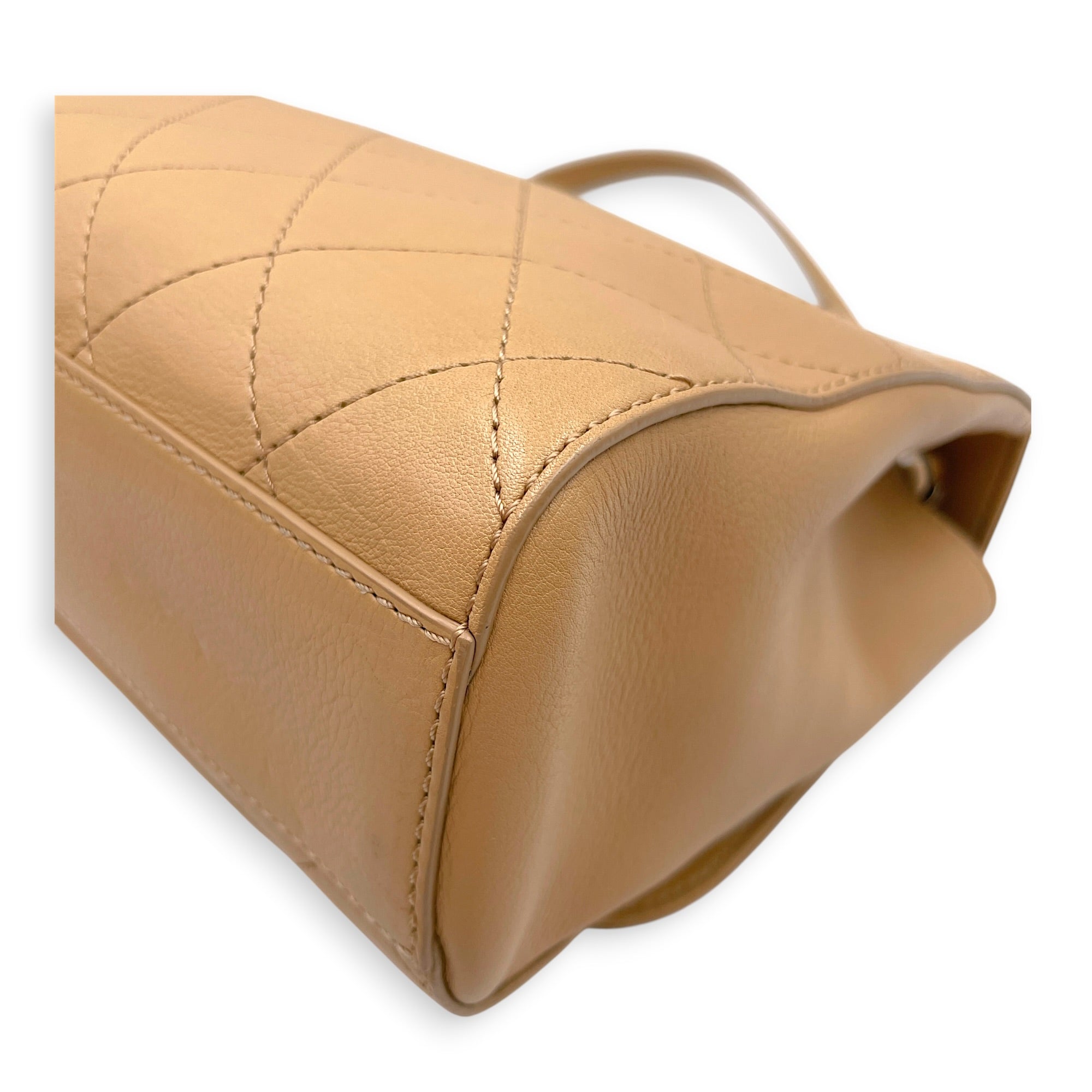 Covered Stitch CC Beige Shoulder Bag in Calfskin Gold hardware CL2606-22042 13