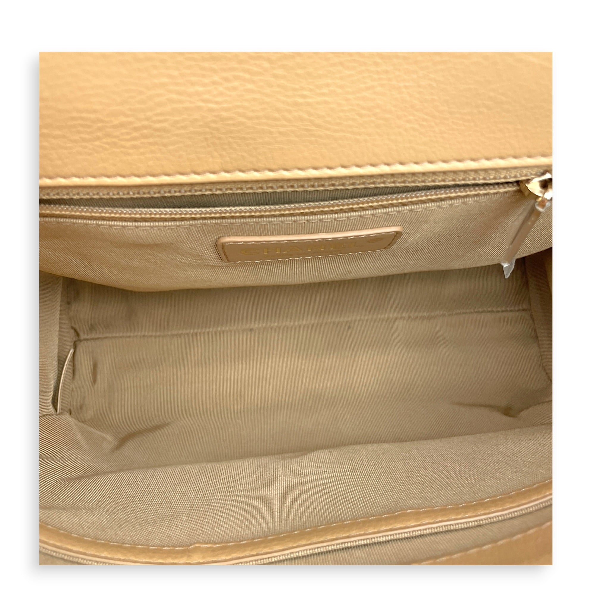 Covered Stitch CC Beige Shoulder Bag in Calfskin Gold hardware CL2606-22042 4