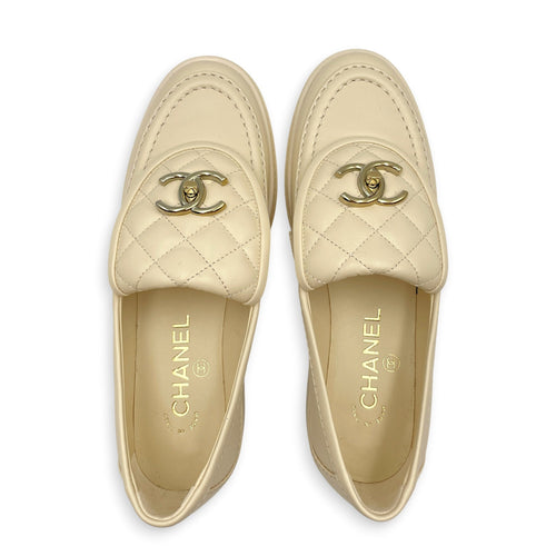 Loafers 36 Beige Shoes in Calfskin Gold hardware CL2606-22056 1