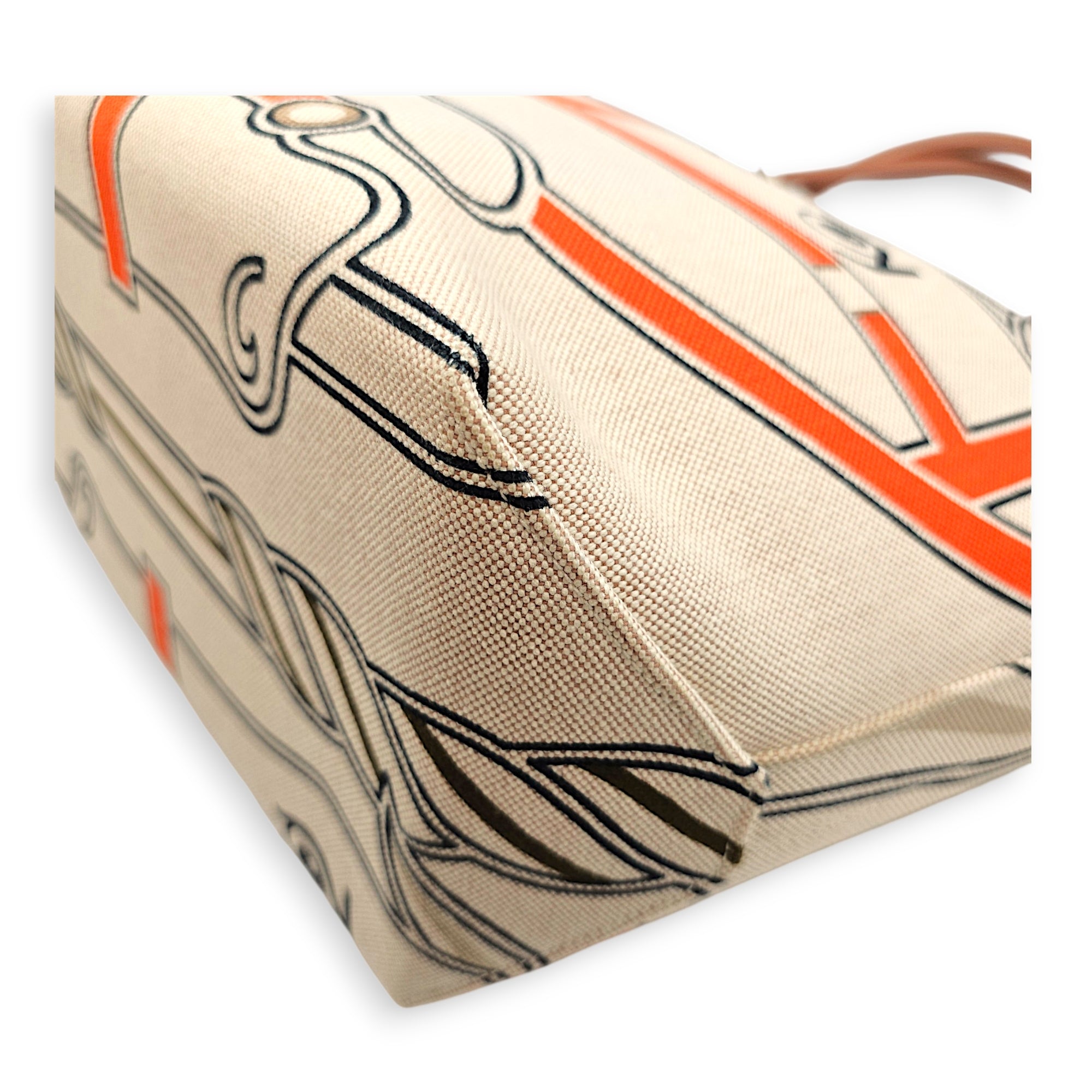 Steeple 28 Bag Fauve in Swift CL2606-22114 7