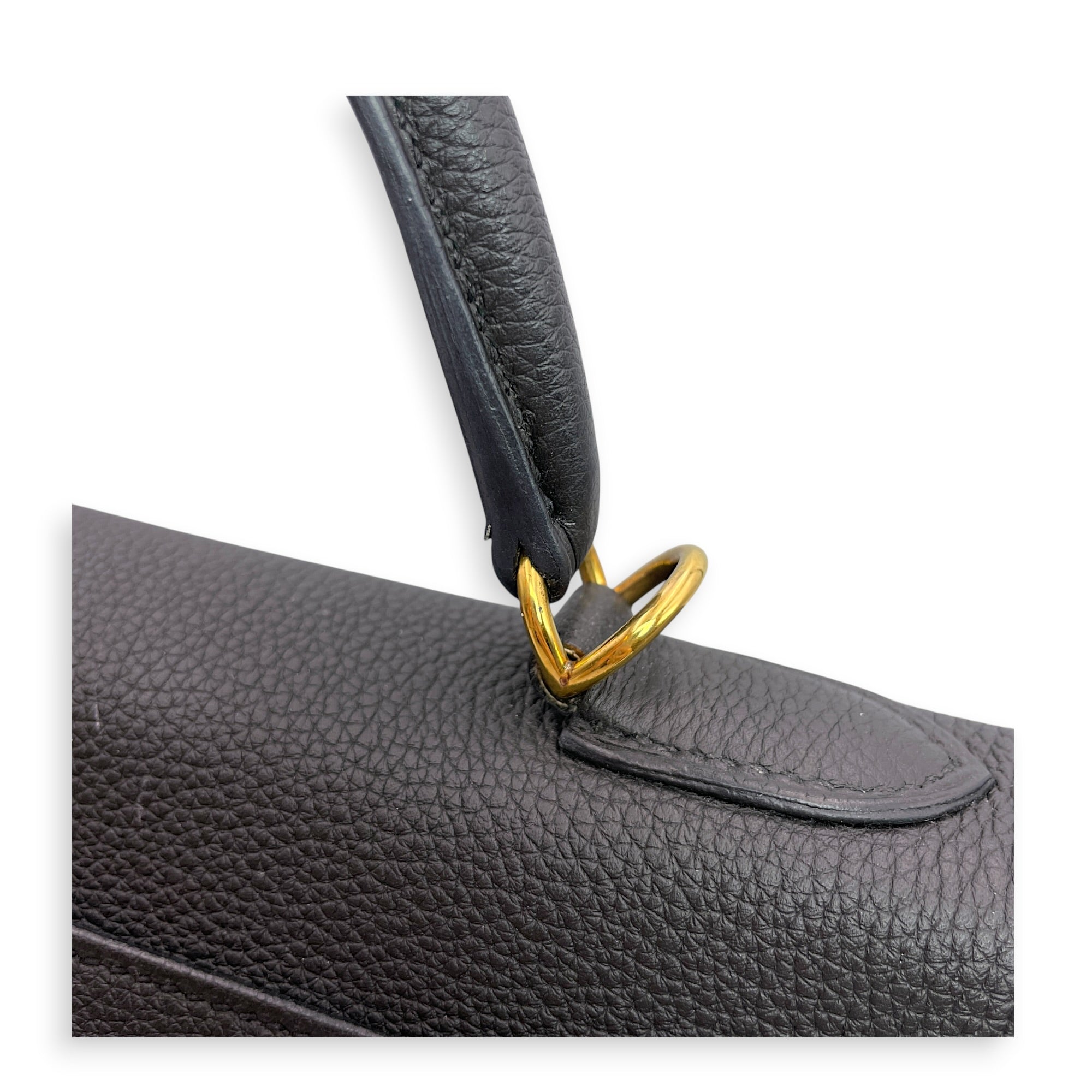 Kelly 32 Noir in Togo Gold hardware CL2606-22115 17