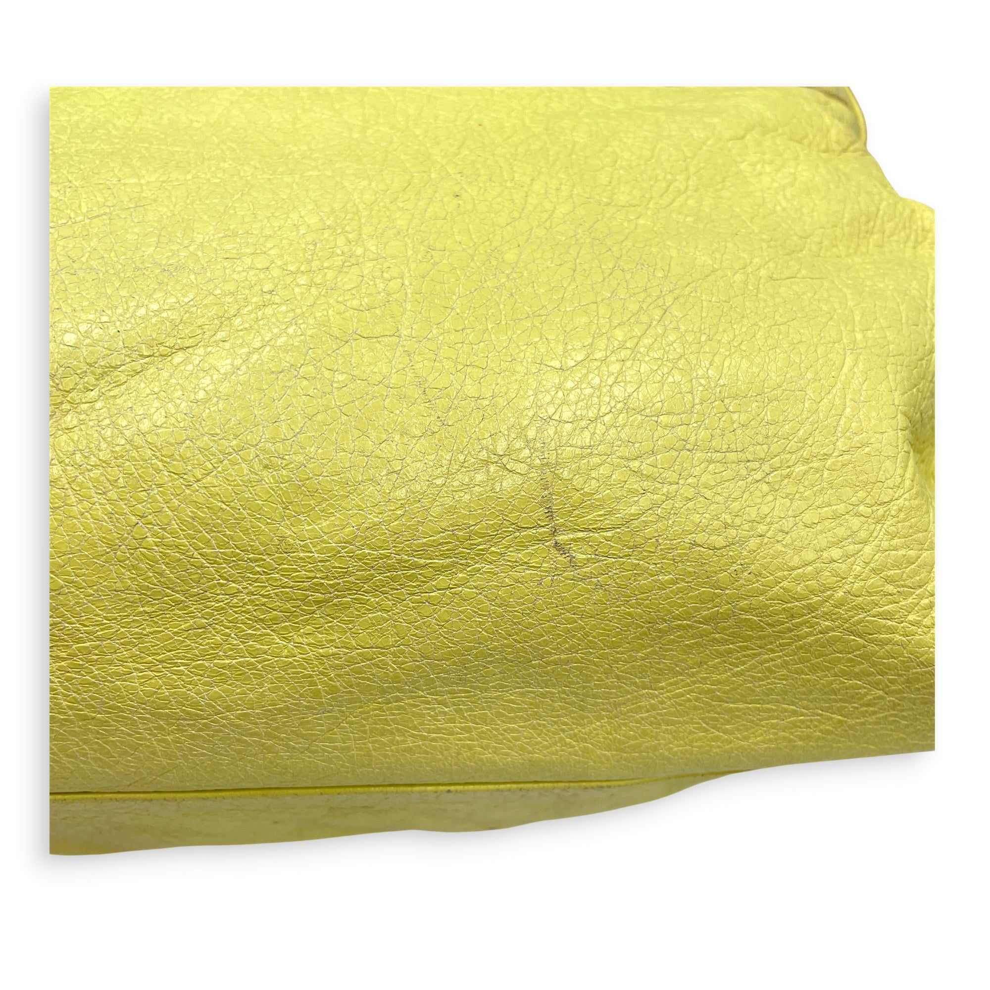 Velo Yellow Shoulder Bag in Distressed Leather Ruthenium hardware