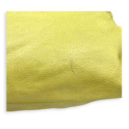 Velo Yellow Shoulder Bag in Distressed Leather Ruthenium hardware