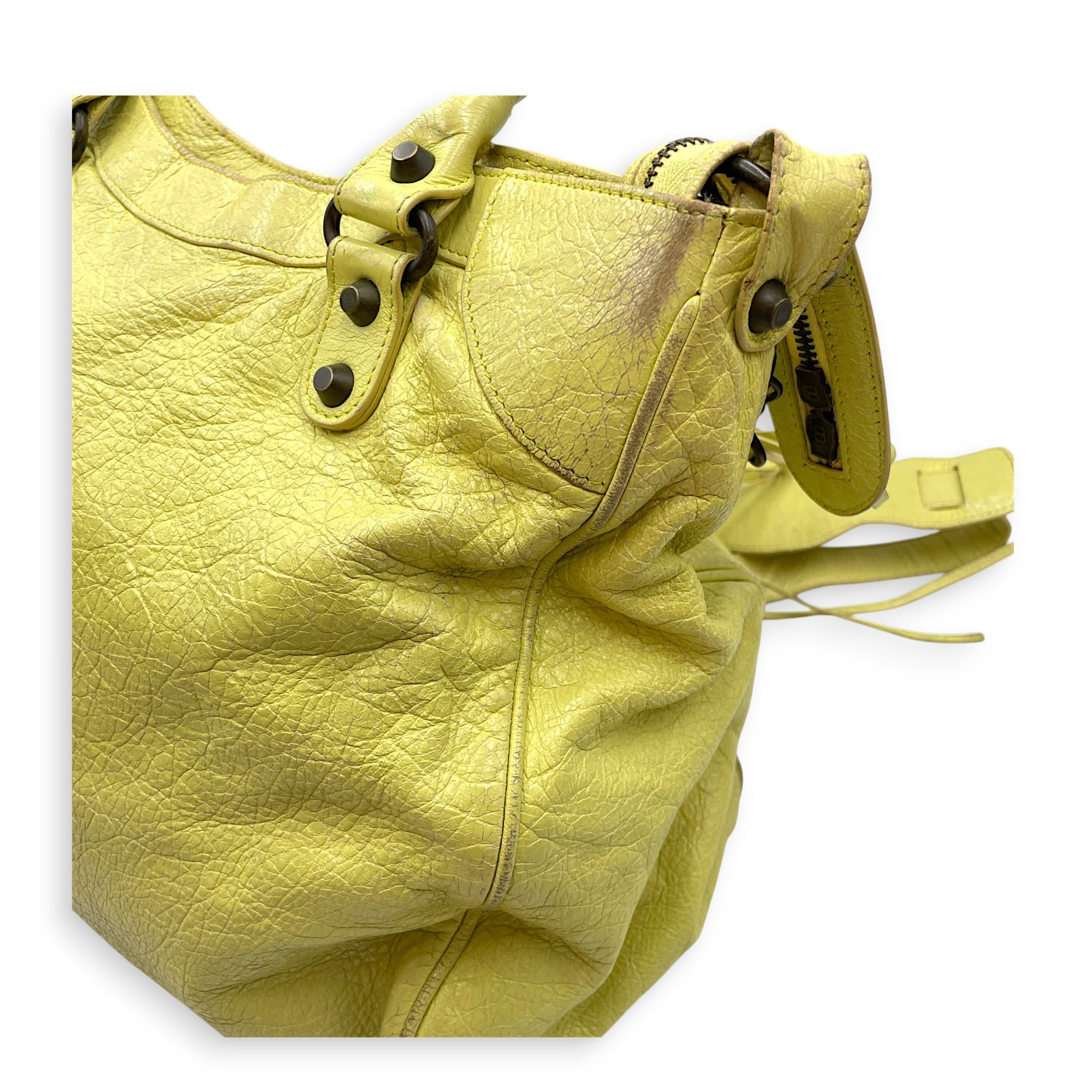 Velo Yellow Shoulder Bag in Distressed Leather Ruthenium hardware