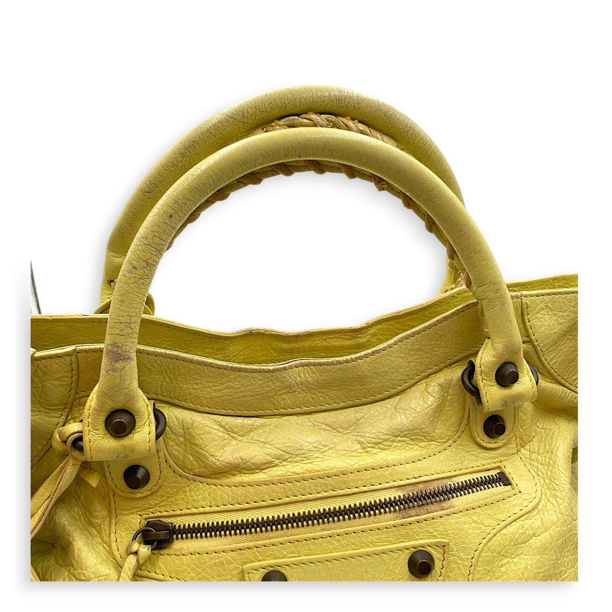 Velo Yellow Shoulder Bag in Distressed Leather Ruthenium hardware