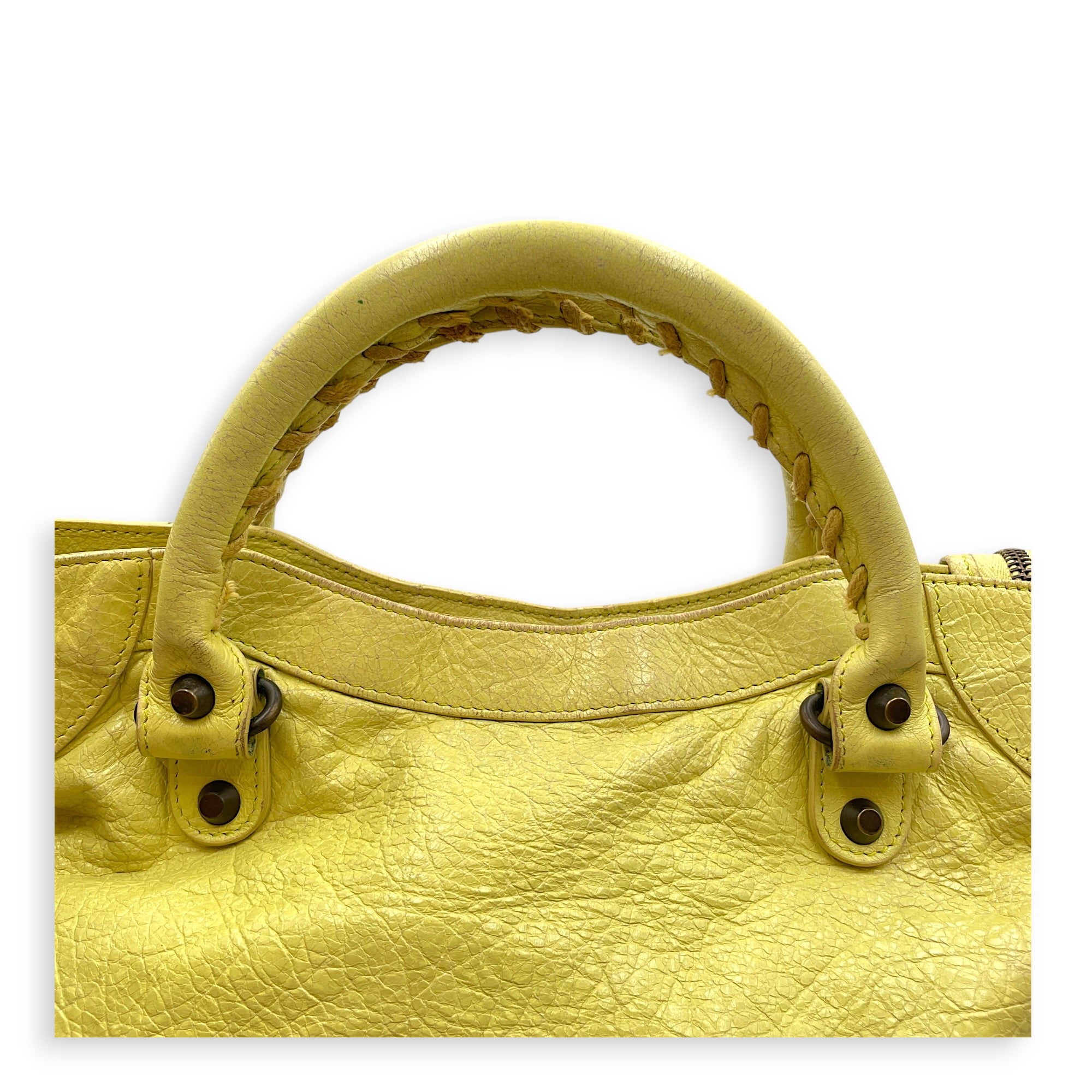 Velo Yellow Shoulder Bag in Distressed Leather Ruthenium hardware