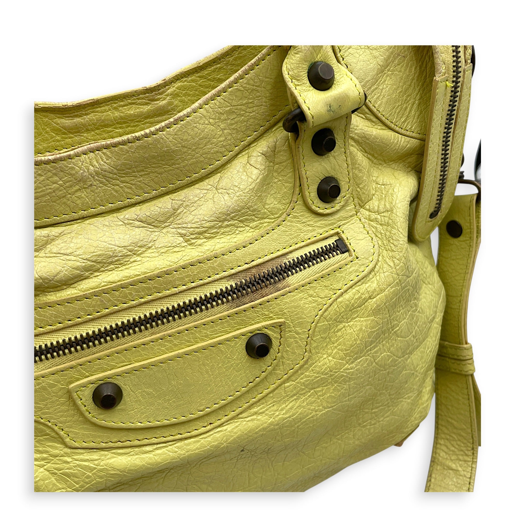 Velo Yellow Shoulder Bag in Distressed Leather Ruthenium hardware