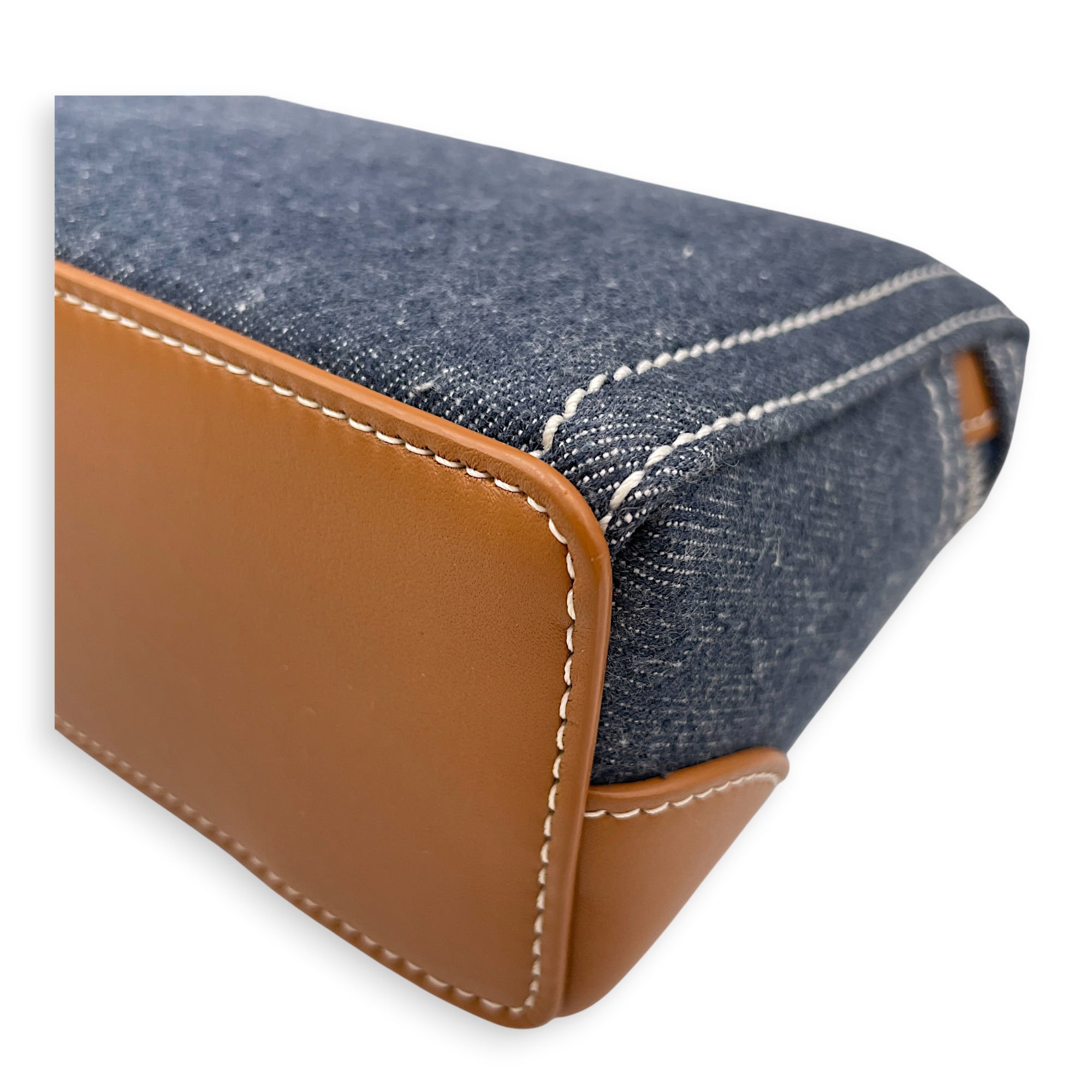 Extra Pocket 19 Blue Top Handle Bag in Denim