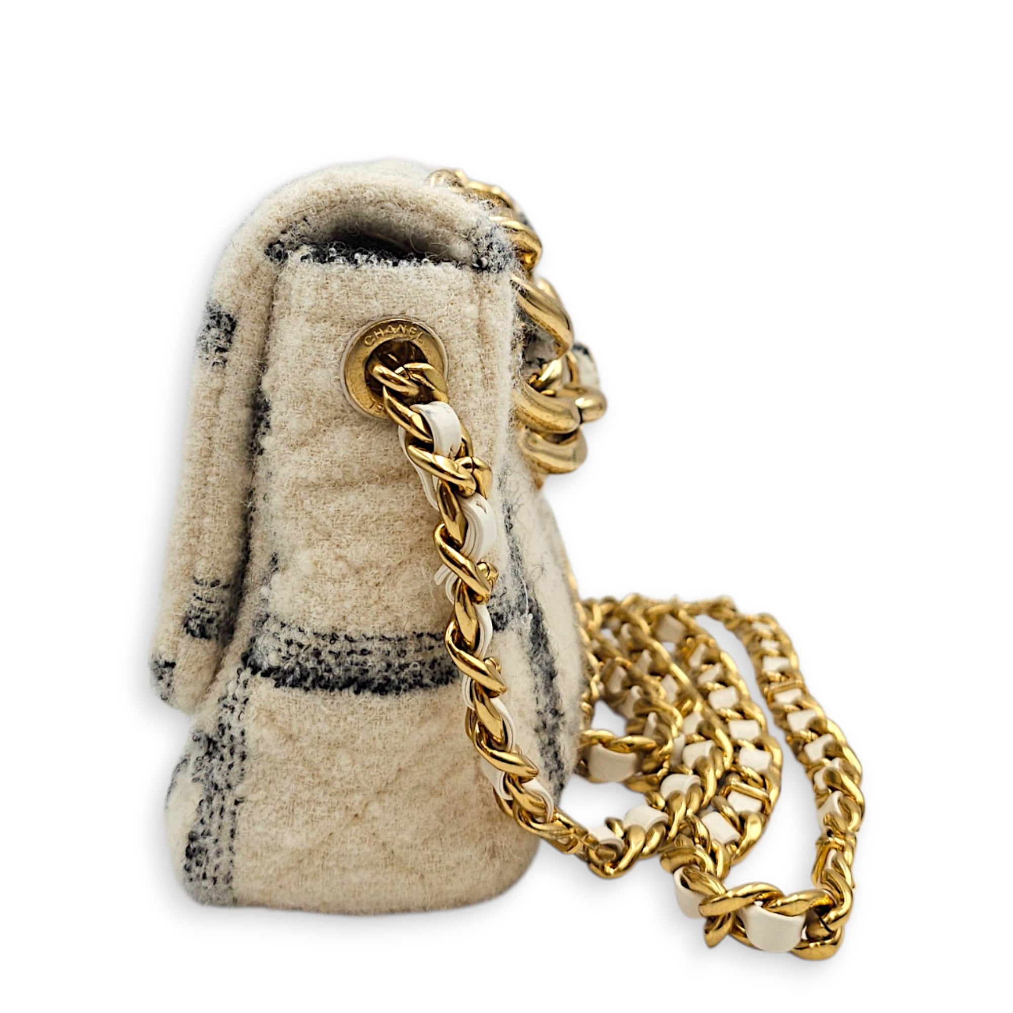 Wool Tweed Flap with Elegant Chain White Shoulder Bag in Tweed Gold hardware