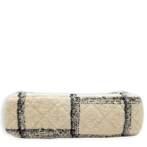 Wool Tweed Flap with Elegant Chain White Shoulder Bag in Tweed Gold hardware