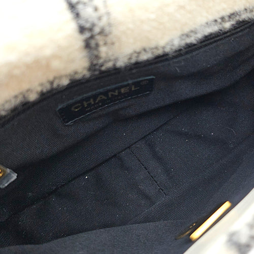 Wool Tweed Flap with Elegant Chain White Shoulder Bag in Tweed Gold hardware CL2607-22319 6