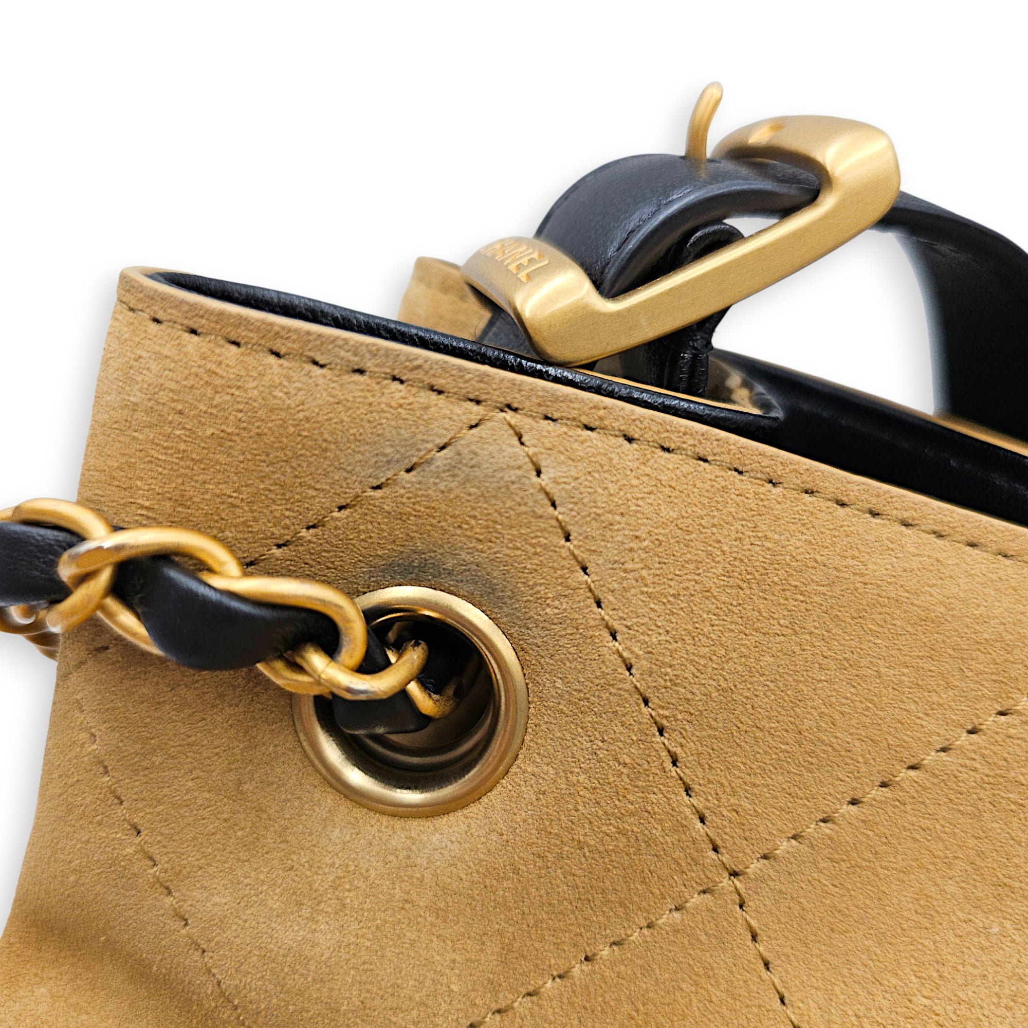 25A Two tone Shopping 33 cm Beige Shoulder Bag in Suede Leather Gold hardware CL2607-22321 10