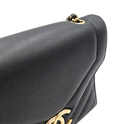 Chevron V Stitch Flap 18 Black Crossbody Bag Gold hardware