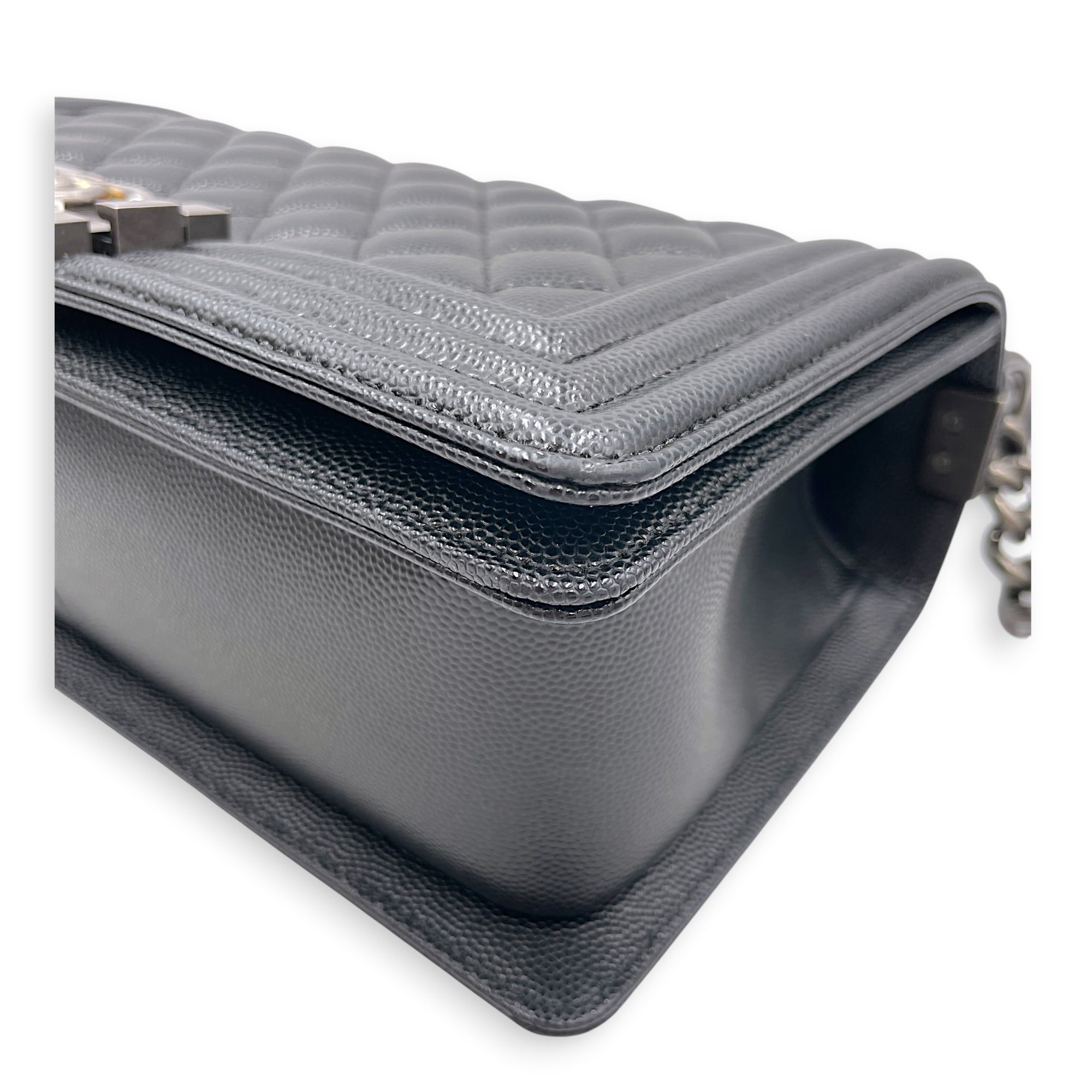 Boy Black Shoulder Bag in Caviar Leather Ruthenium hardware CL2607-22347 7