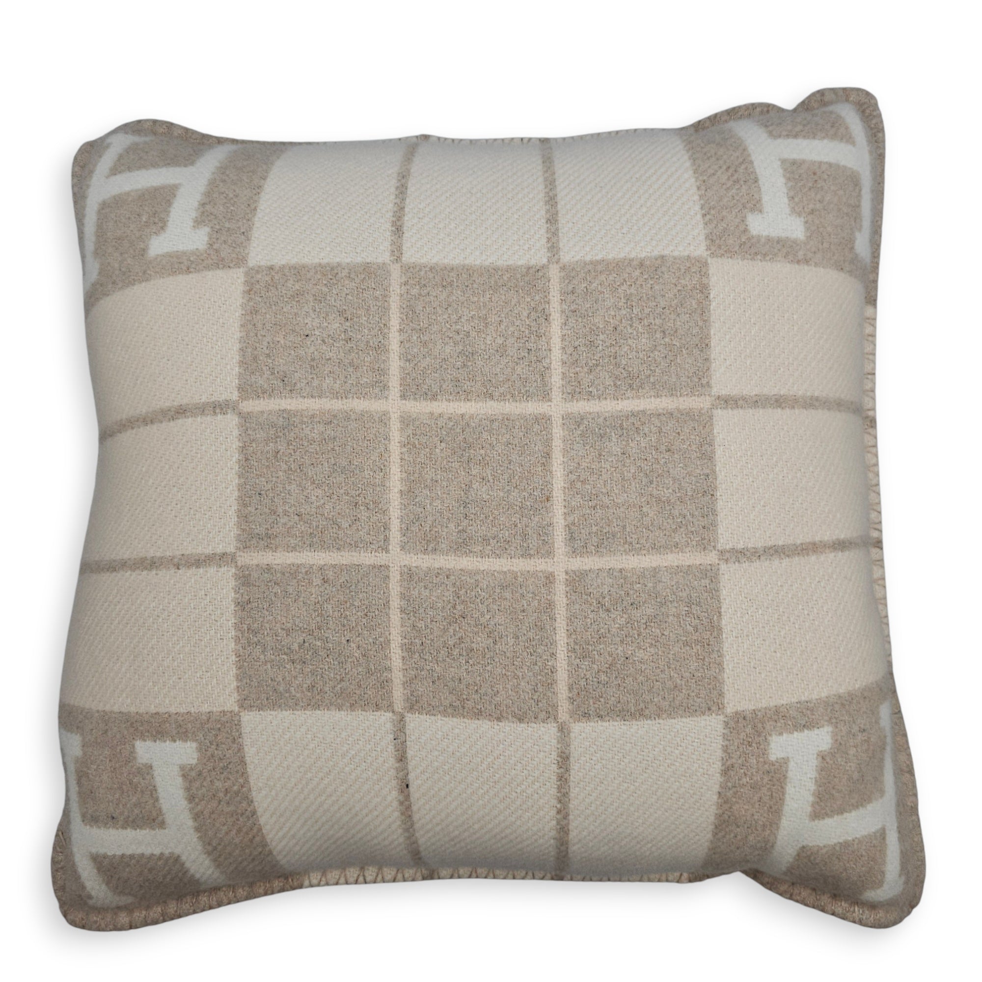 Avalon III PM Coco Camomille Pillow in Wool CL2607-22352 2