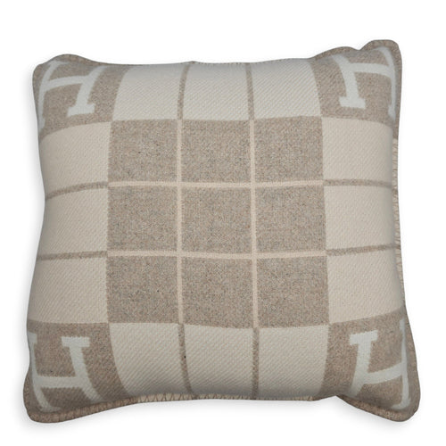 Avalon III PM Coco Camomille Pillow in Wool CL2607-22352 2