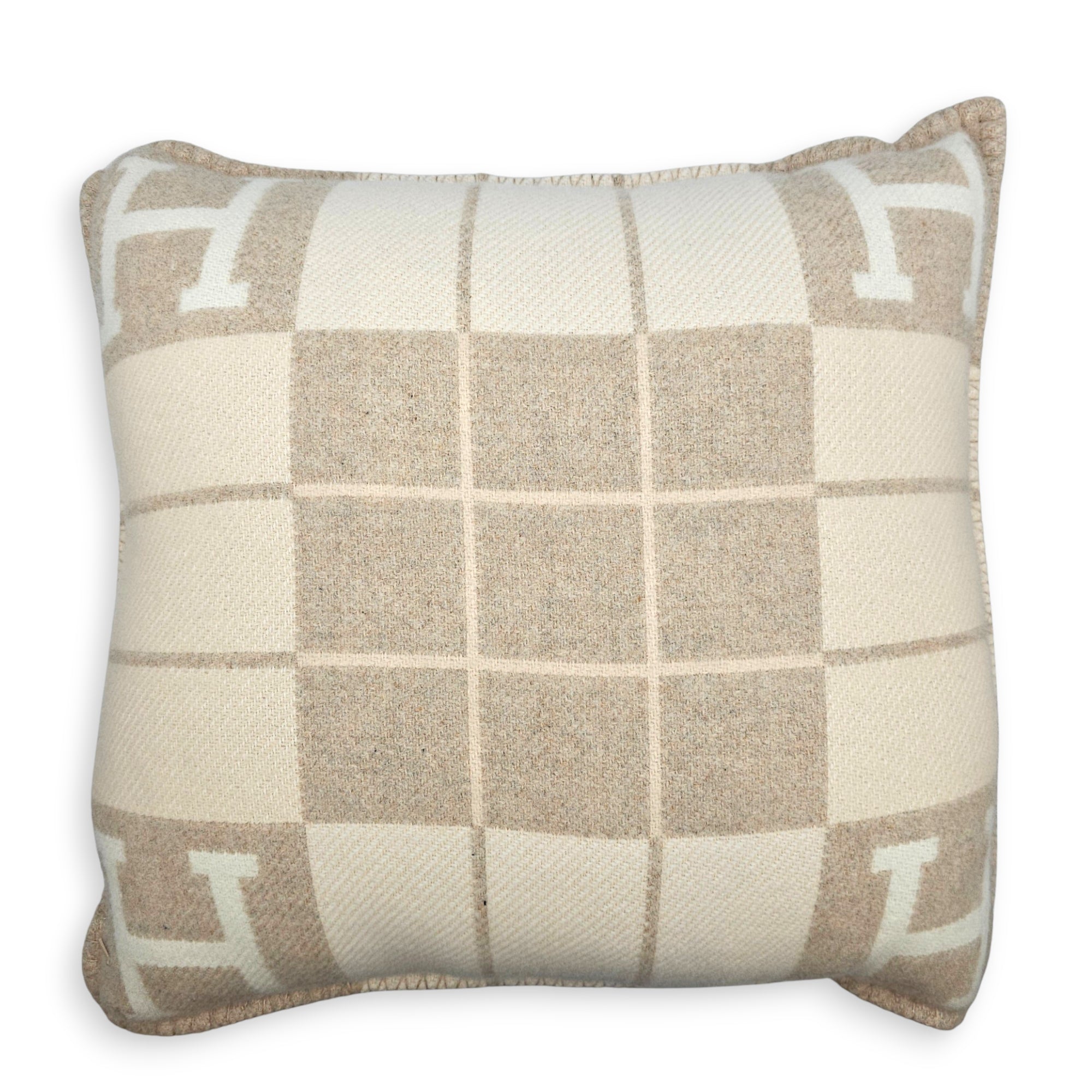 Avalon III  PM Coco Camomille Pillow in Wool CL2607-22353 2