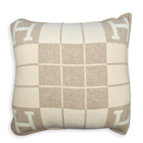 Avalon III  PM Coco Camomille Pillow in Wool CL2607-22353 2