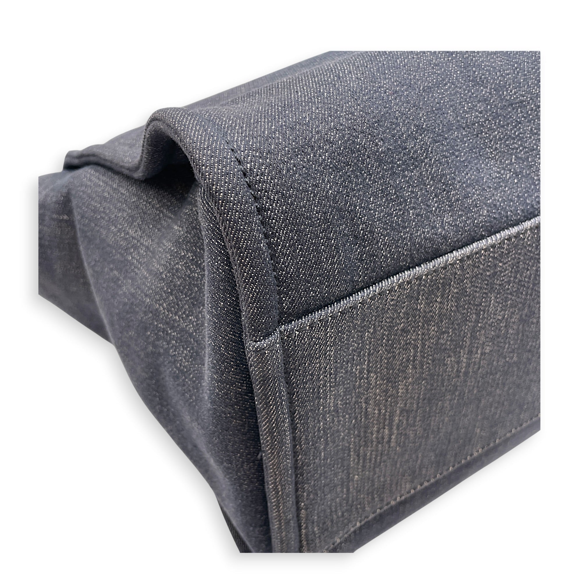 Deauville Medium Blue Tote Bag in Denim Silver hardware CL2607-22354 5