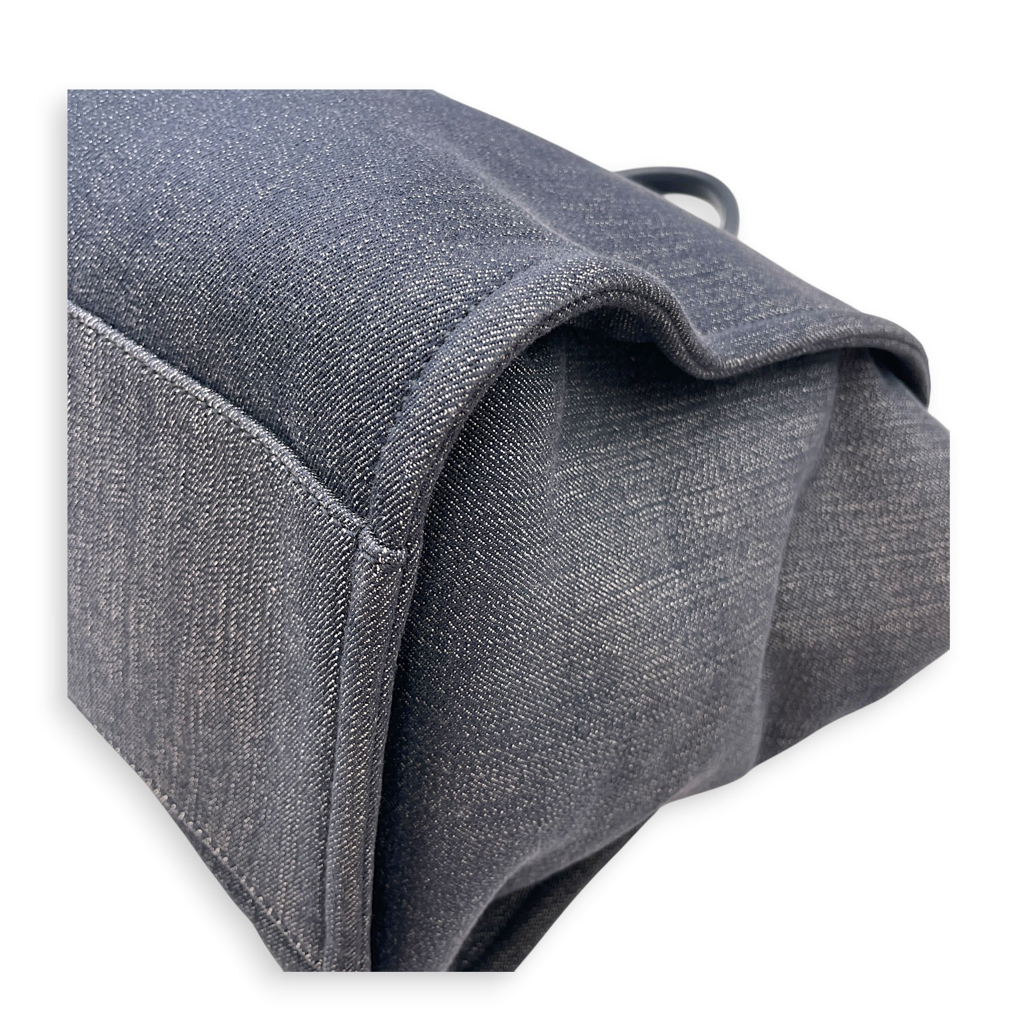 Deauville Medium Blue Tote Bag in Denim Silver hardware CL2607-22354 8