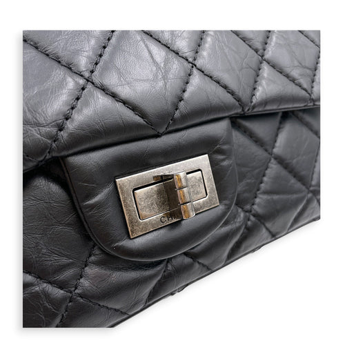 Reissue 2.55 Flap Black Shoulder Bag in Distressed Leather Ruthenium hardware CL2607-22358 11