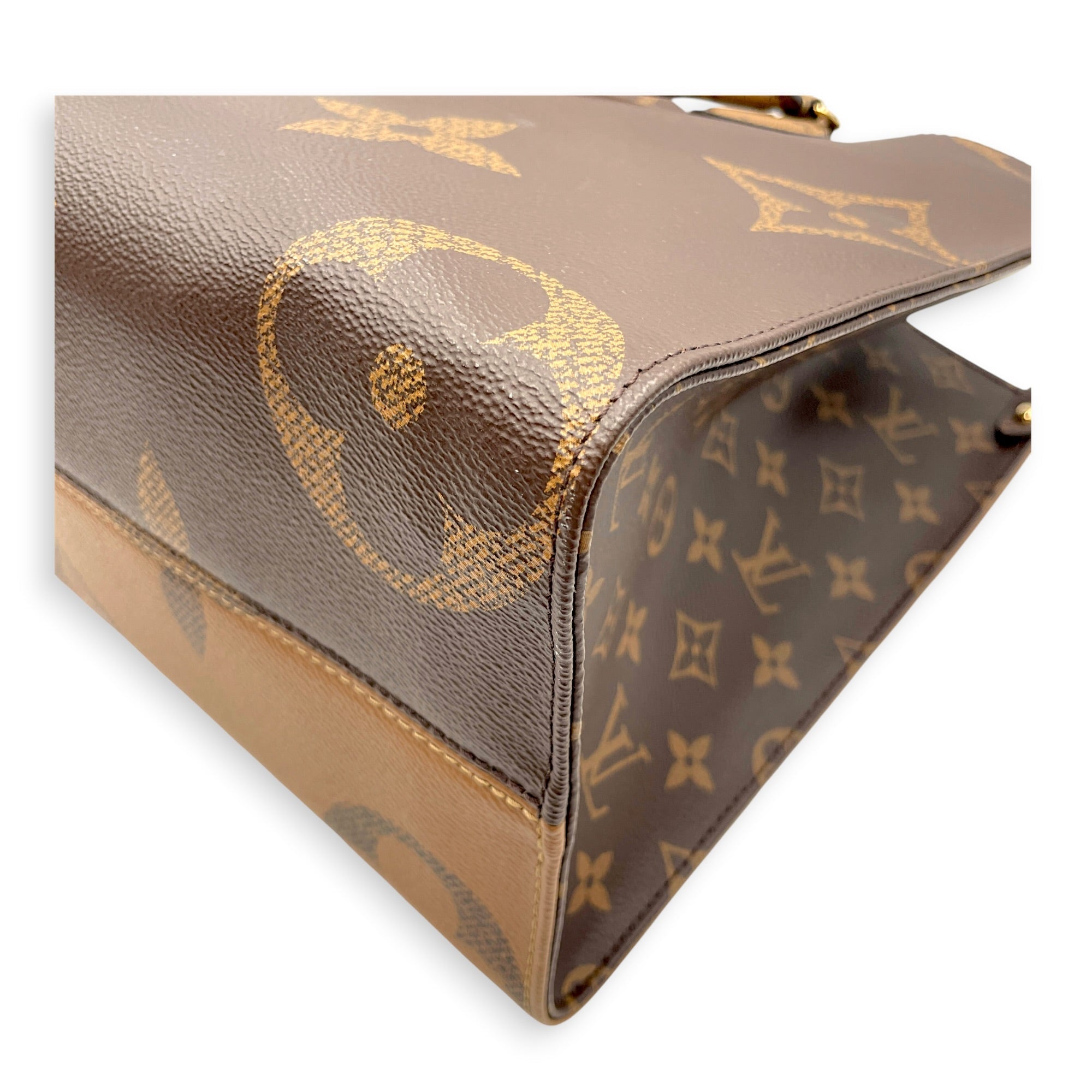 Big Monogram OnTheGo MM Brown Tote Bag in Coated Canvas Gold hardware CL2607-22378 13