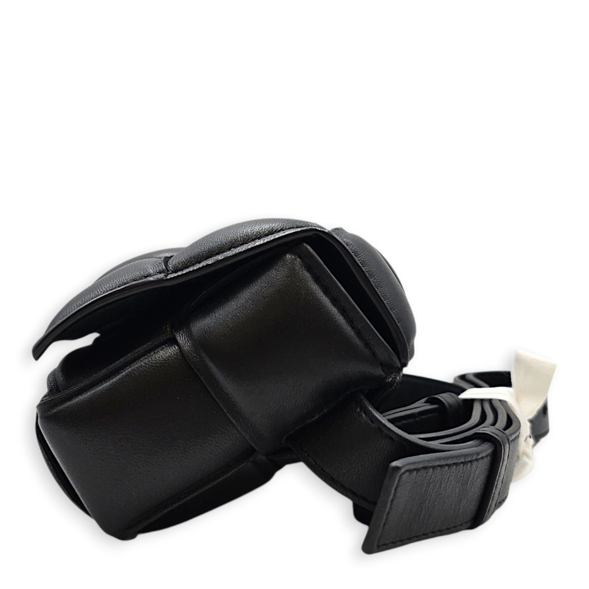 Cassette Black Belt Bag in Calfskin Gold hardware CL2607-22390 3