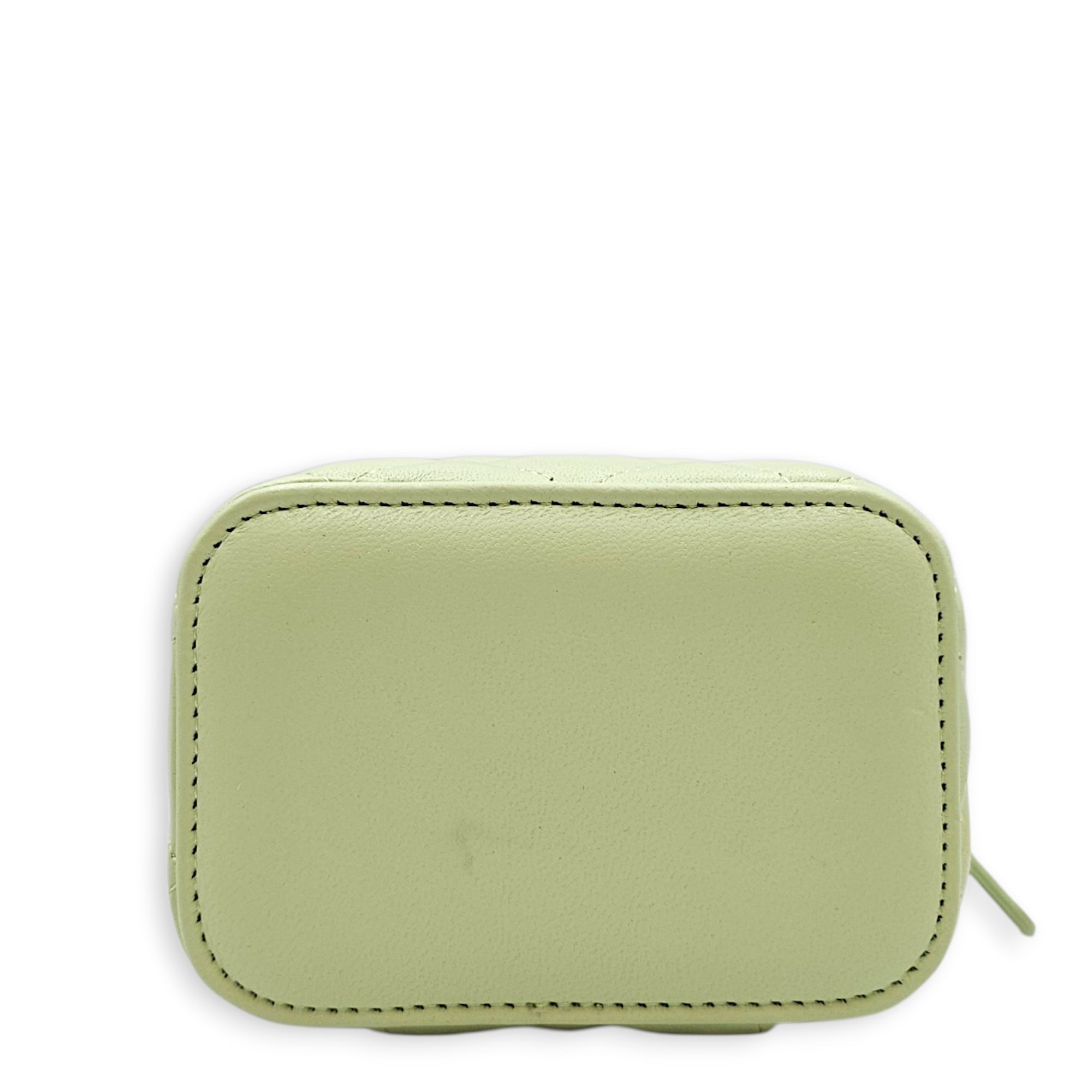 Vanity Case with Chain Small Green Crossbody Bag in Lambskin Gold hardware CL2607-22393 5