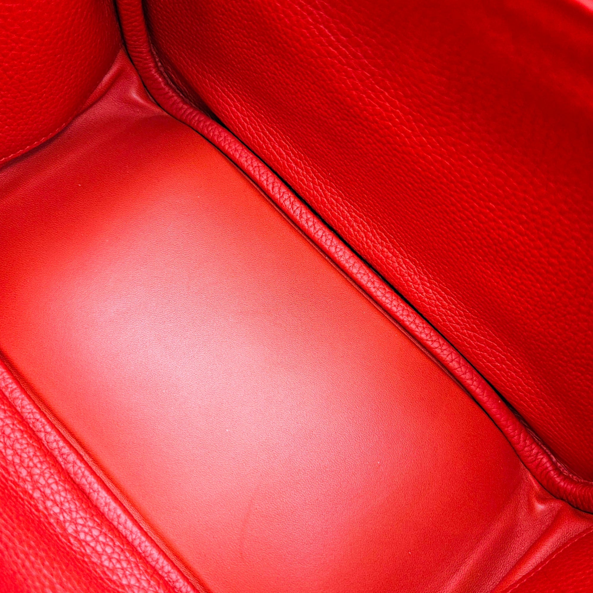 Lindy Verso 26 Gold/Rouge Tomate in Clemence Gold hardware CL2607-22397 6