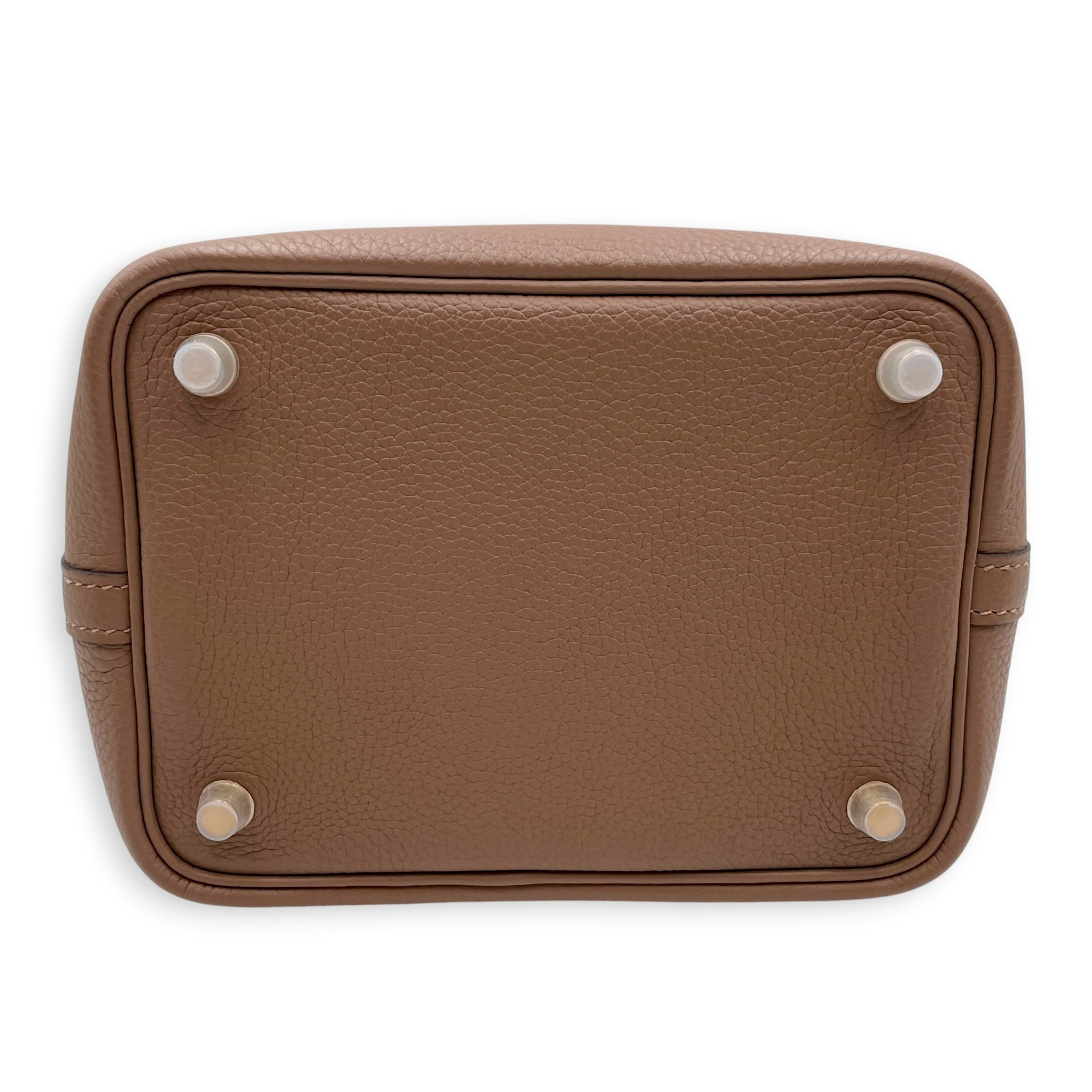 Picotin 18 Beige de weimar in Maurice Gold hardware