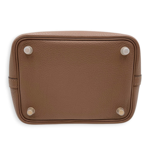 Picotin 18 Beige de weimar in Maurice Gold hardware