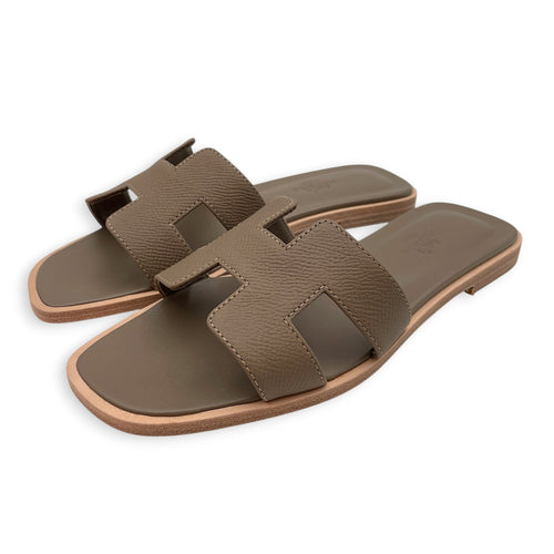Oran 35 Etoupe Sandals in Epsom CL2607-22479 2