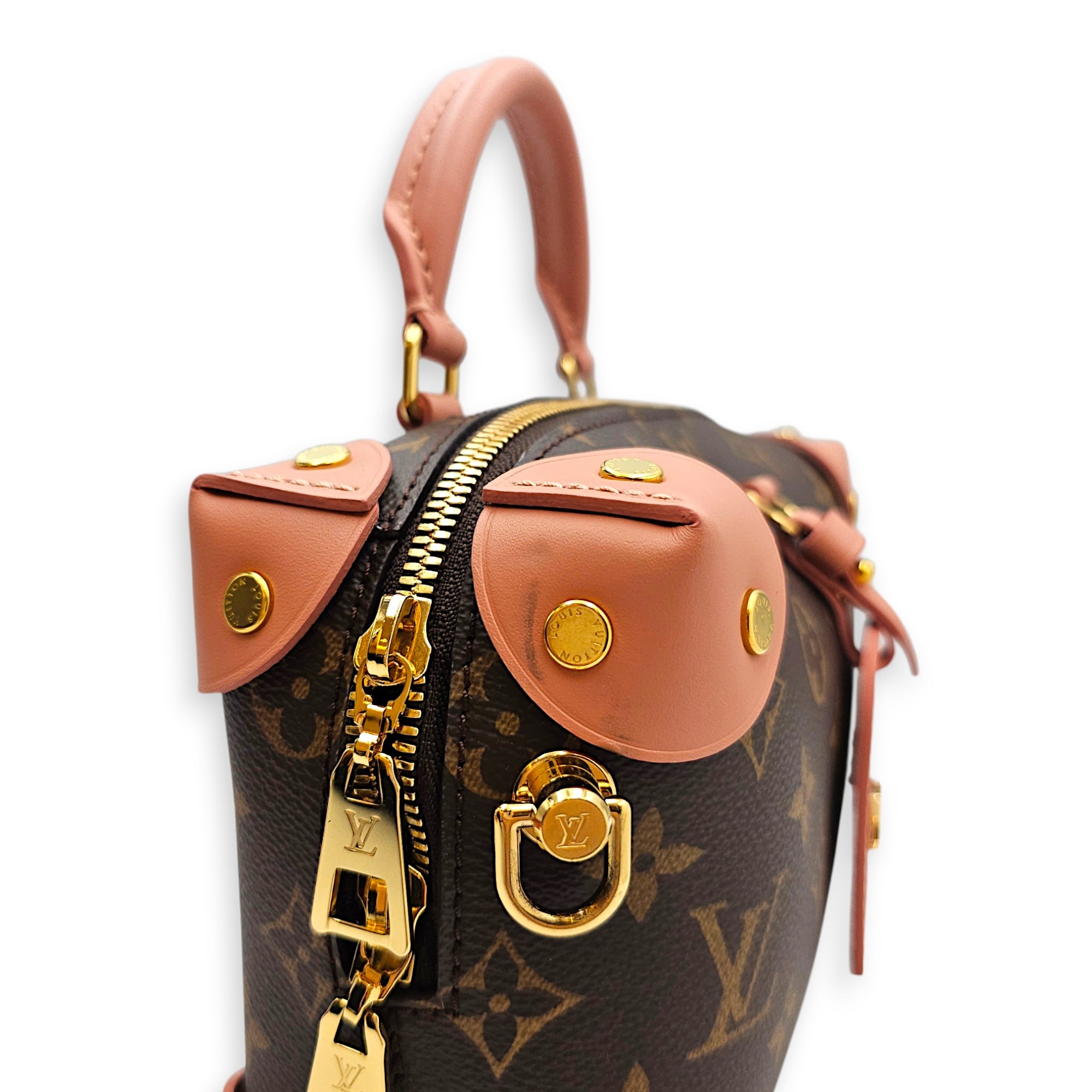 Petite Malle Souple 20 Pink Crossbody Bag in Calfskin Gold hardware