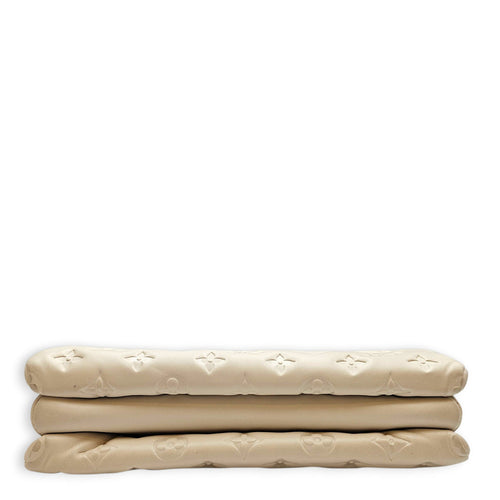 Coussin PM White Shoulder Bag in Lambskin Gold hardware CL2607-22560 6