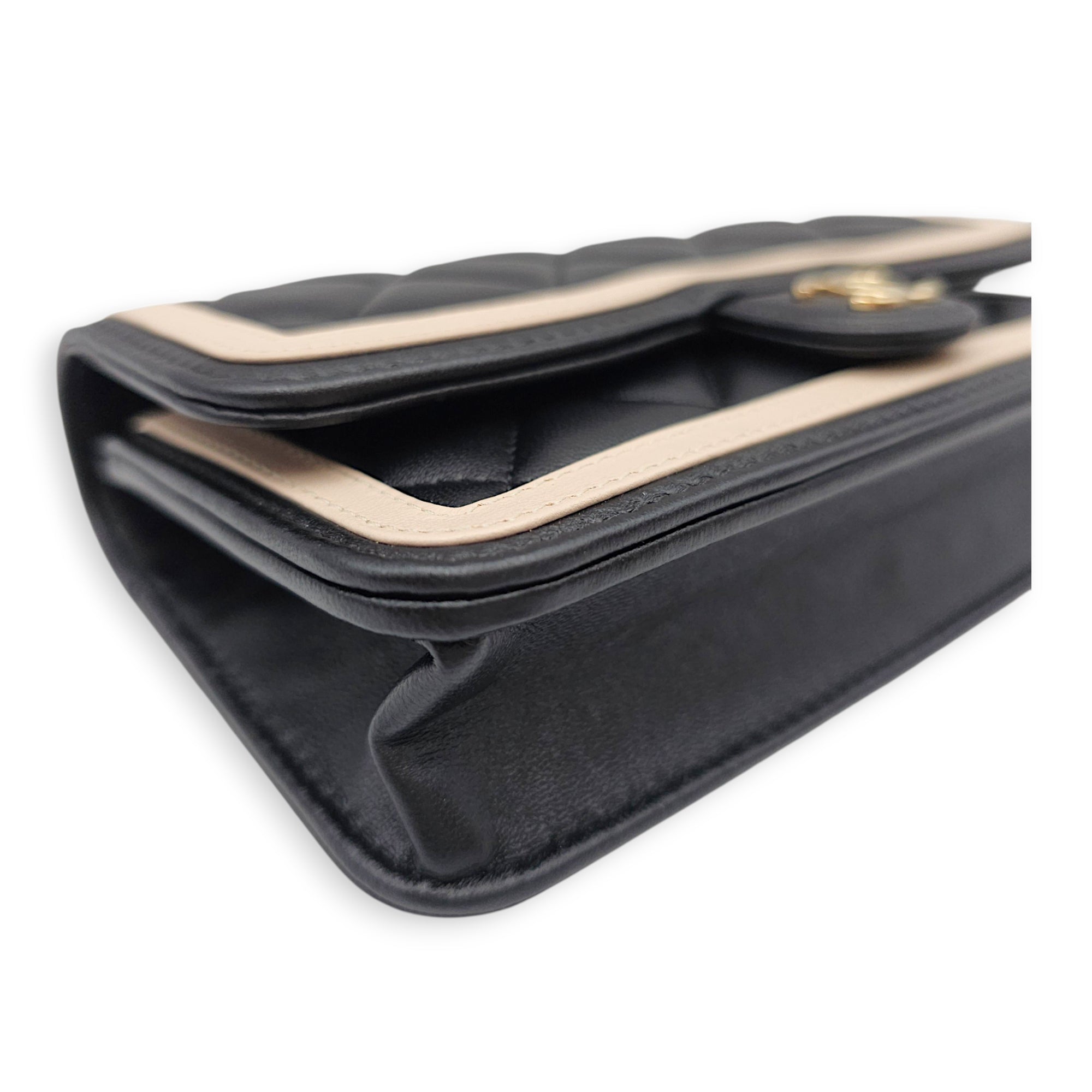 Bicolour Flap 17cm Black Crossbody Bag in Lambskin Gold hardware CL2607-22593 10