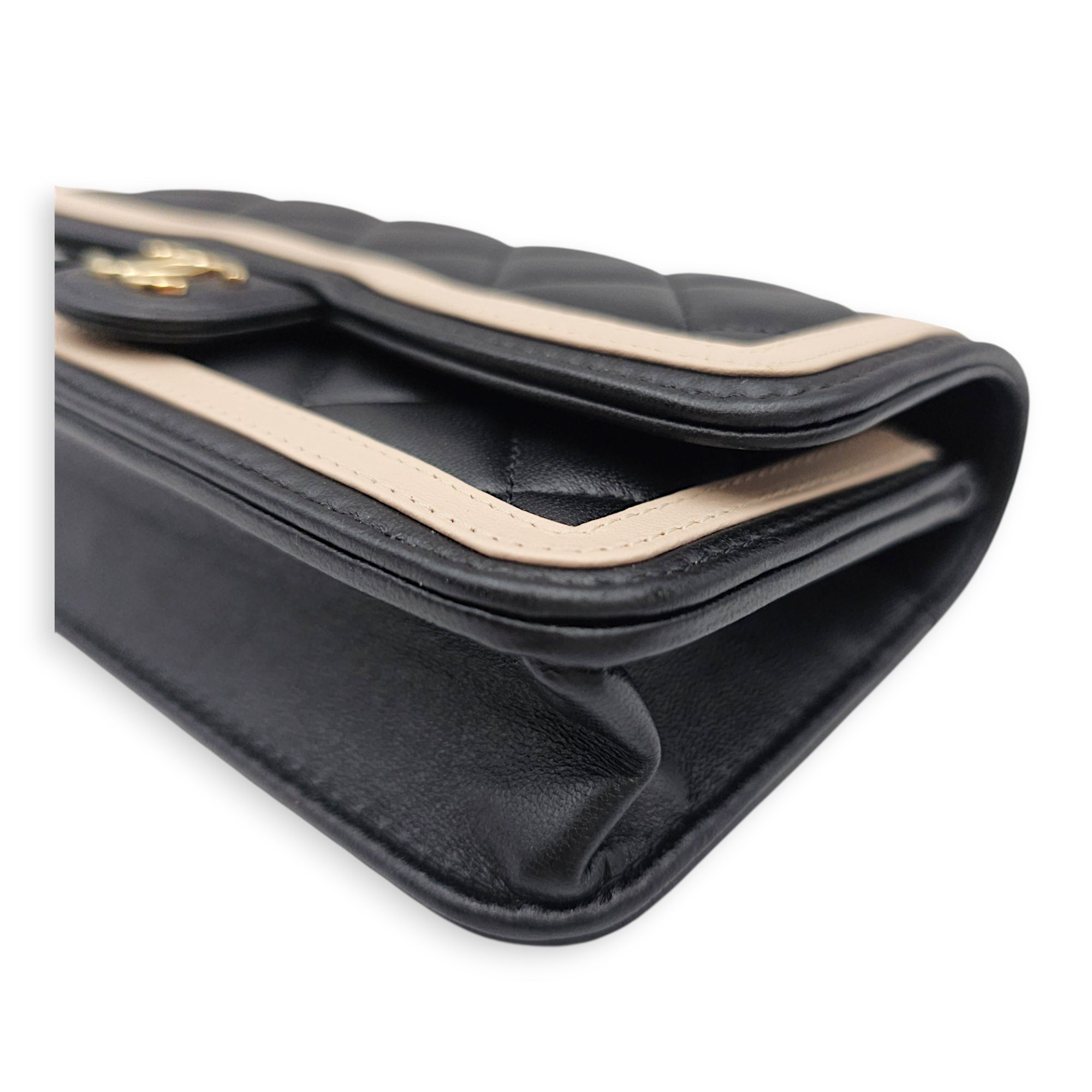Bicolour Flap 17cm Black Crossbody Bag in Lambskin Gold hardware CL2607-22593 9