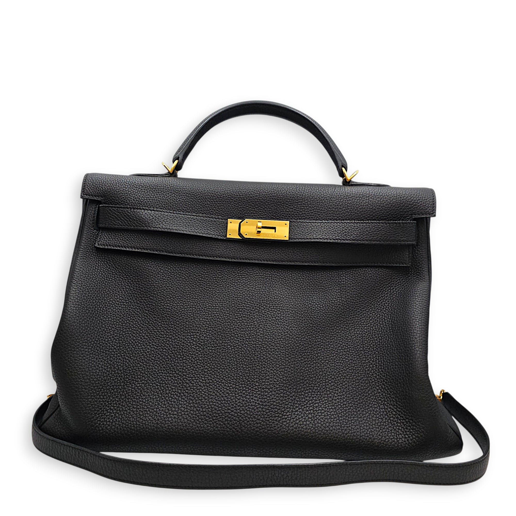 Kelly 40 Noir in Togo Gold hardware CL2607-22615 17